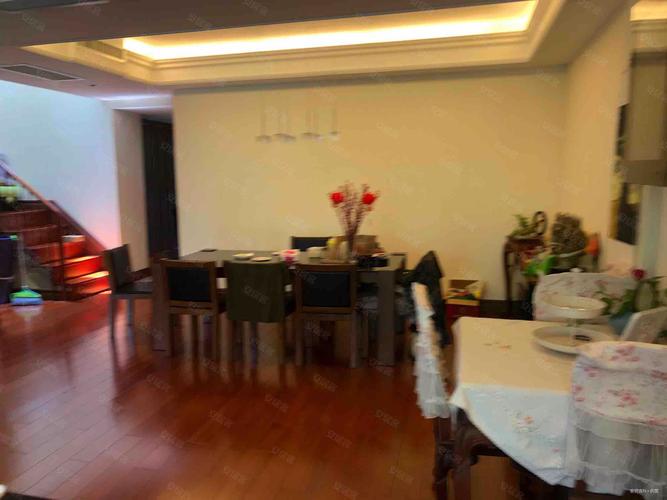 万科红郡二手房价格暴跌