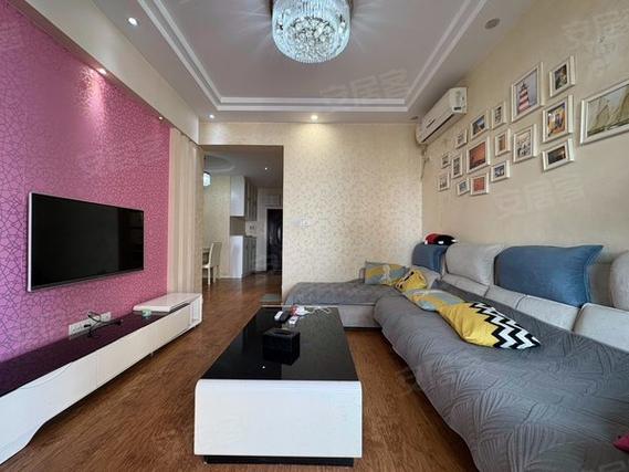 国际社区观园靠近内环