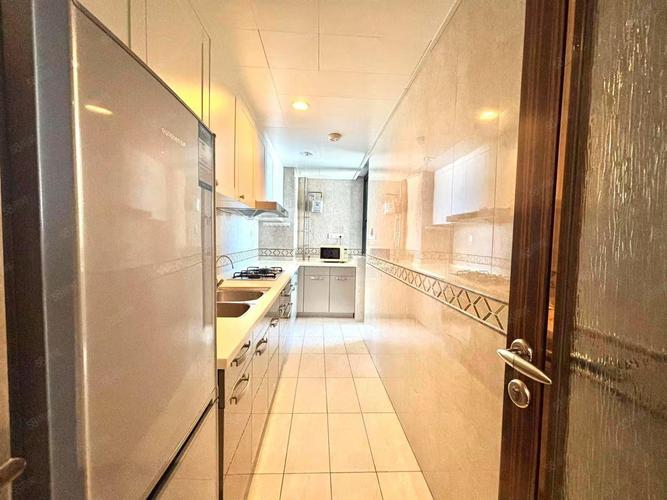 海峡国际社区车位出售