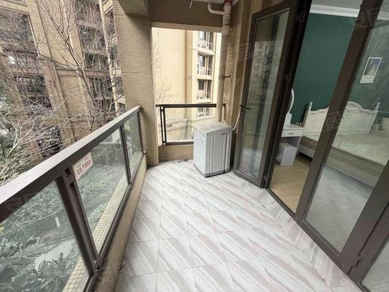 南湖国际社区四期地址