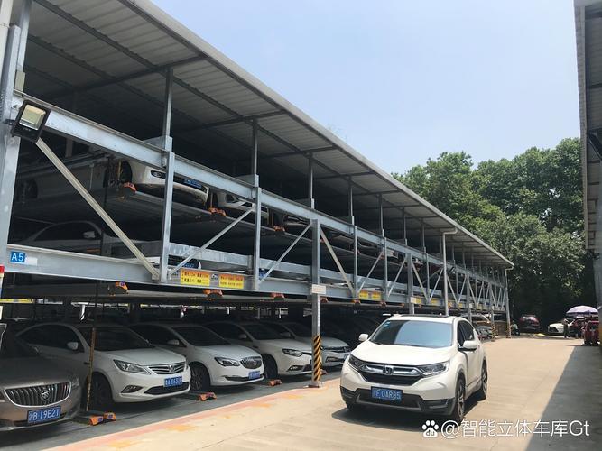 西安兴隆社区立体车库